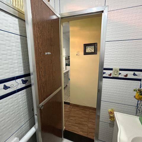 Casa à venda com 350m², 3 quartos e 2 vagasLavabo