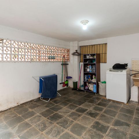 Casa à venda com 130m², 2 quartos e 2 vagasÁrea de Serviço