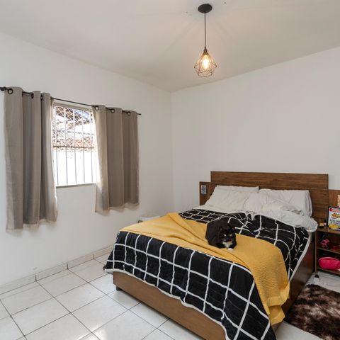 Casa à venda com 130m², 2 quartos e 2 vagasQuarto 1