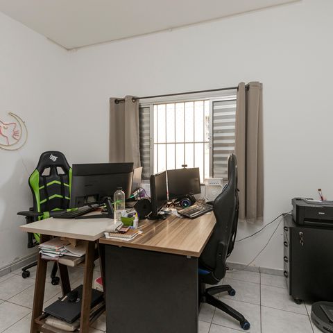 Casa à venda com 130m², 2 quartos e 2 vagasQuarto 2