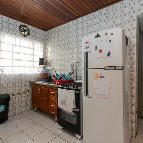 Casa à venda com 130m², 2 quartos e 2 vagasCozinha