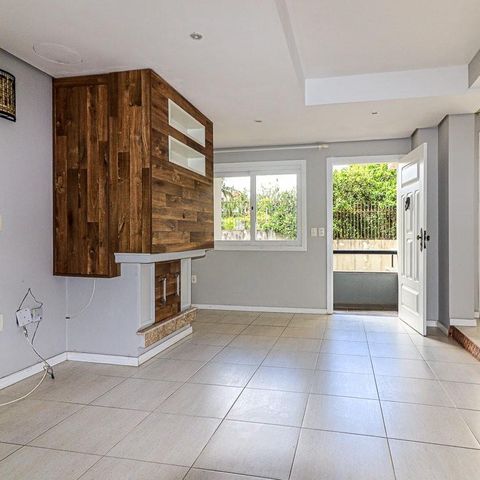 Casa de condomínio para alugar com 217m², 3 quartos e 2 vagasSala