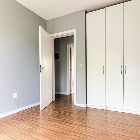 Casa de condomínio para alugar com 217m², 3 quartos e 2 vagasQuarto