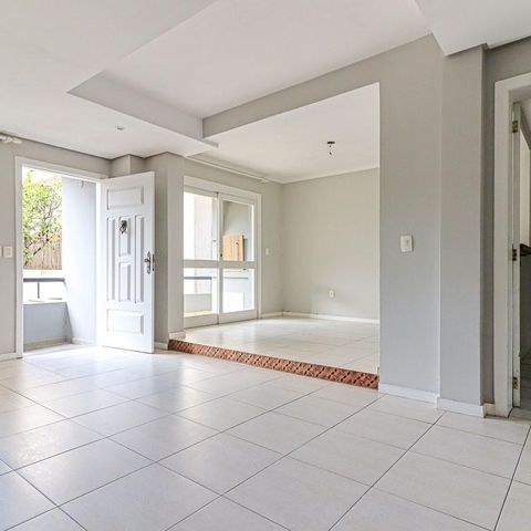 Casa de condomínio para alugar com 217m², 3 quartos e 2 vagasSala