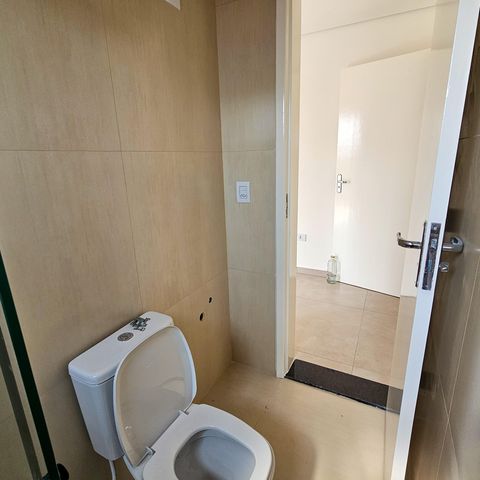 Casa à venda com 95m², 3 quartos e 2 vagasBanheiro Suite