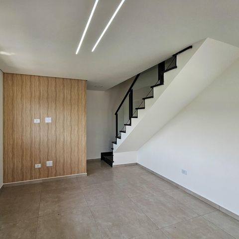 Casa à venda com 95m², 3 quartos e 2 vagasSala/Cozinha