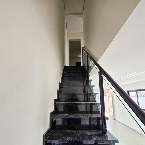 Casa à venda com 95m², 3 quartos e 2 vagasSala/Cozinha