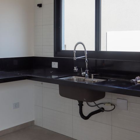 Casa à venda com 95m², 3 quartos e 2 vagasSala/Cozinha