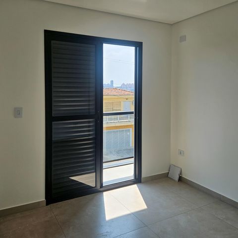 Casa à venda com 95m², 3 quartos e 2 vagasSuite