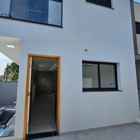 Casa à venda com 95m², 3 quartos e 2 vagasÁrea comum