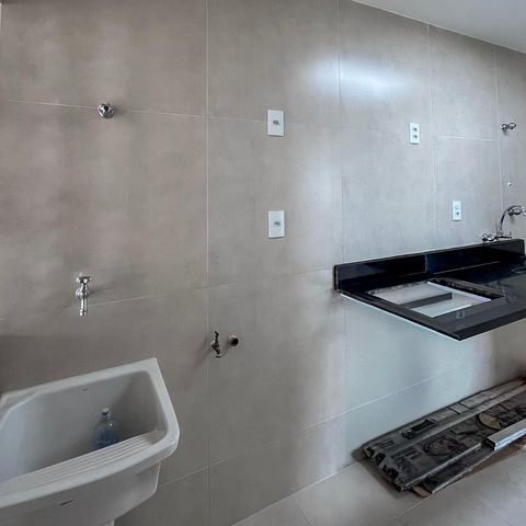 Apartamento à venda com 67m², 3 quartos e 1 vagaÁrea de Serviço