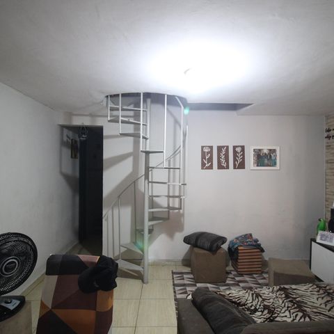 Casa para alugar com 80m², 4 quartos e 1 vagaSala