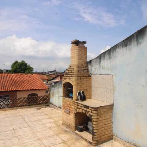 Casa para alugar com 80m², 4 quartos e 1 vagaTerraço