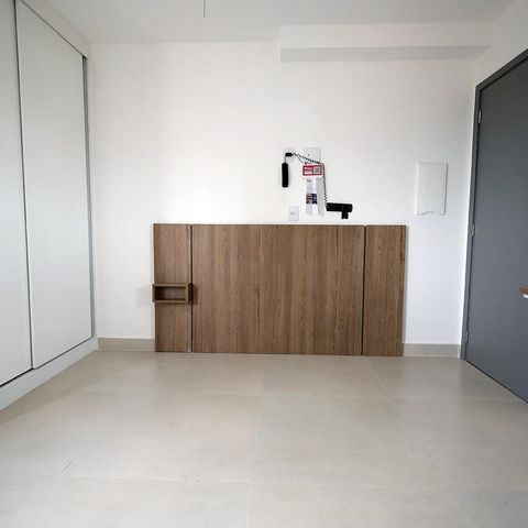 Apartamento à venda com 23m², 1 quarto e sem vaga Apartamento à venda com 23m², 1 quarto e sem vagaSala, Cozinha, Quarto
