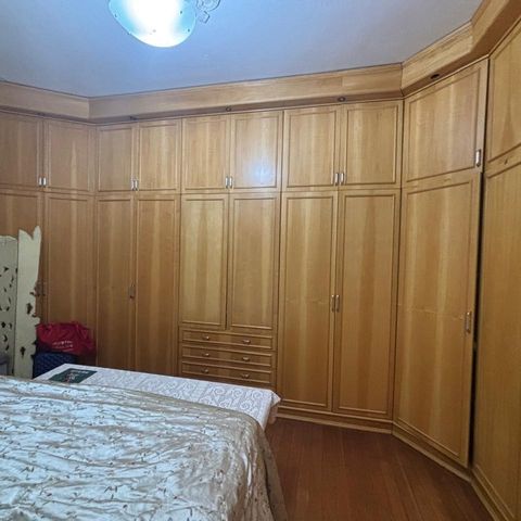 Casa à venda com 218m², 4 quartos e 3 vagas