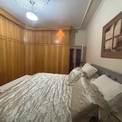 Casa à venda com 218m², 4 quartos e 3 vagas