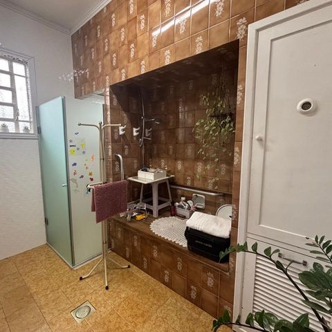 Casa à venda com 218m², 4 quartos e 3 vagas