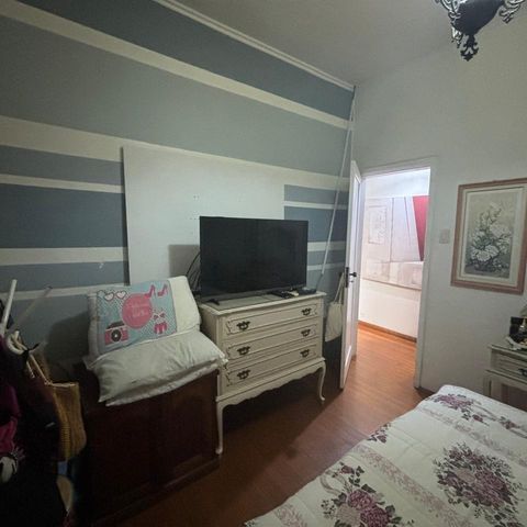 Casa à venda com 218m², 4 quartos e 3 vagas