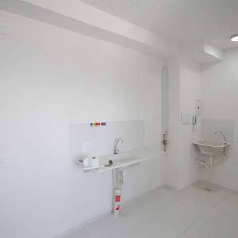 Apartamento à venda com 32m², 2 quartos e sem vagaCozinha e Área de Serviço