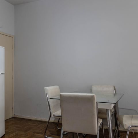 Apartamento à venda com 45m², 1 quarto e sem vaga Apartamento à venda com 45m², 1 quarto e sem vagaSala