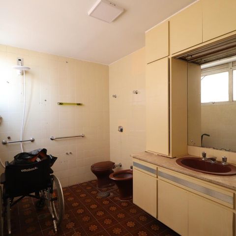 Apartamento para alugar com 450m², 5 quartos e 2 vagasBanheiro suíte 4