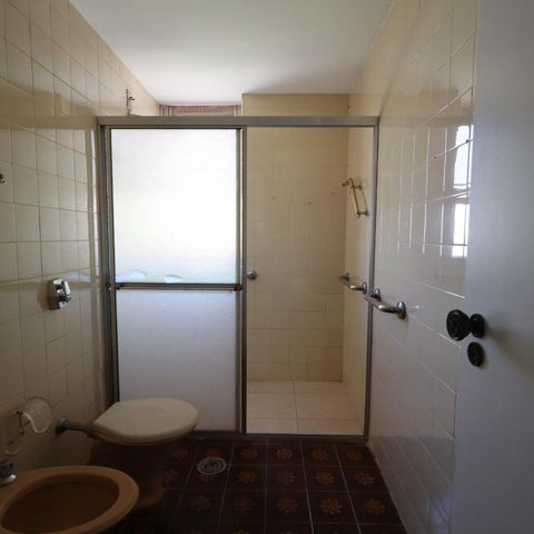 Apartamento para alugar com 450m², 5 quartos e 2 vagasBanheiro da Suíte 1 e 2