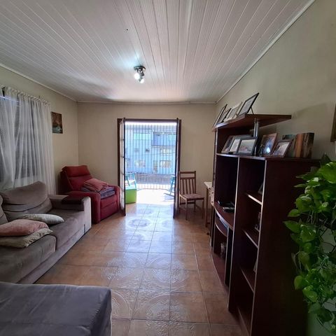 Casa à venda com 352m², 3 quartos e 4 vagas Casa à venda com 352m², 3 quartos e 4 vagasSala