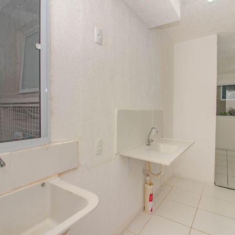 Apartamento para alugar com 42m², 2 quartos e 1 vaga Apartamento para alugar com 42m², 2 quartos e 1 vagaCozinha e Área de Serviço