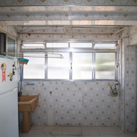 Apartamento à venda com 78m², 3 quartos e sem vagaÁrea de Serviço