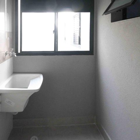 Apartamento para alugar com 40m², 2 quartos e sem vaga Apartamento para alugar com 40m², 2 quartos e sem vagaÁrea de Serviço