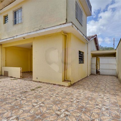 Casa à venda com 160m², 3 quartos e 3 vagas
