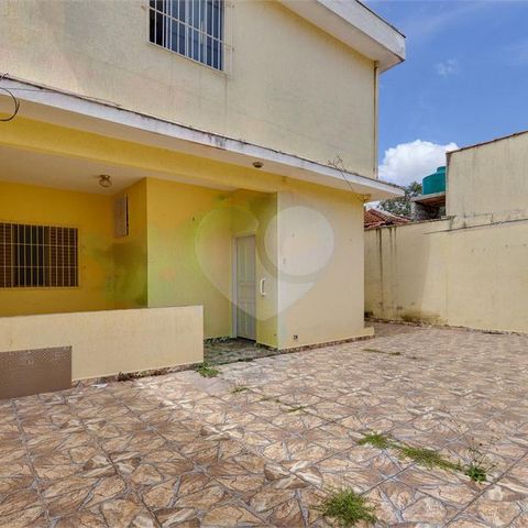Casa à venda com 160m², 3 quartos e 3 vagas