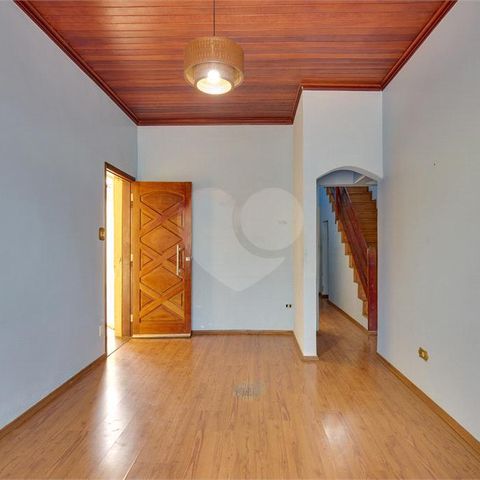 Casa à venda com 160m², 3 quartos e 3 vagas