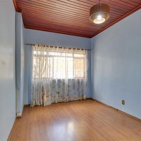 Casa à venda com 160m², 3 quartos e 3 vagas
