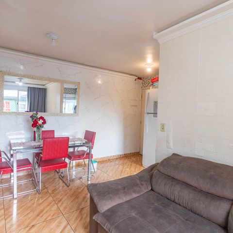 Apartamento à venda com 46m², 2 quartos e 1 vaga Apartamento à venda com 46m², 2 quartos e 1 vagaSala
