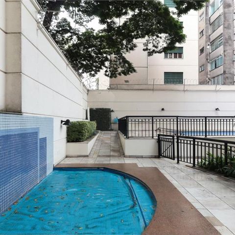 Apartamento à venda com 230m², 4 quartos e 4 vagas