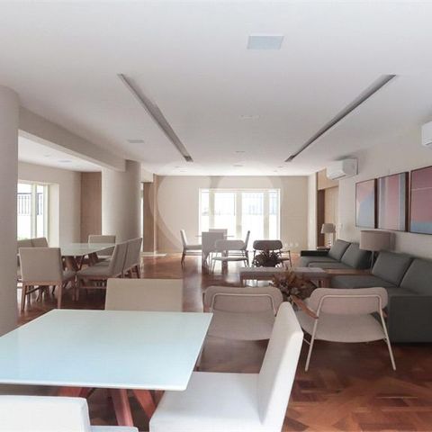 Apartamento à venda com 230m², 4 quartos e 4 vagas