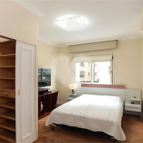 Apartamento à venda com 230m², 4 quartos e 4 vagas