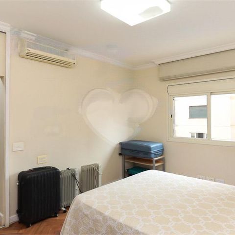 Apartamento à venda com 230m², 4 quartos e 4 vagas