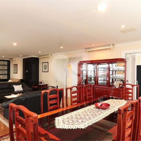 Apartamento à venda com 230m², 4 quartos e 4 vagas