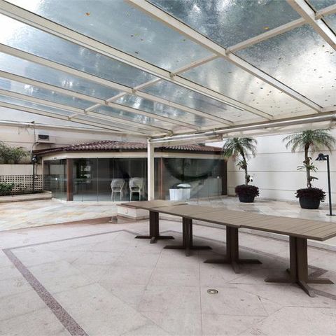 Apartamento à venda com 230m², 4 quartos e 4 vagas