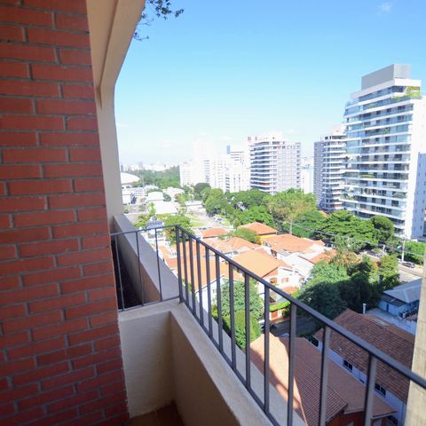 Apartamento à venda com 40m², 1 quarto e 1 vaga Apartamento à venda com 40m², 1 quarto e 1 vagaVaranda