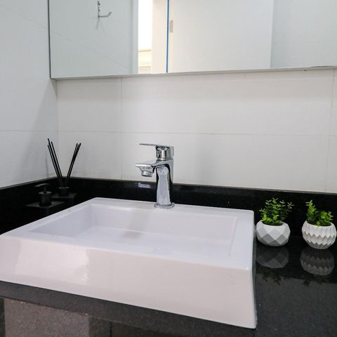 Apartamento para alugar com 74m², 2 quartos e 2 vagas Apartamento para alugar com 74m², 2 quartos e 2 vagasBanheiro