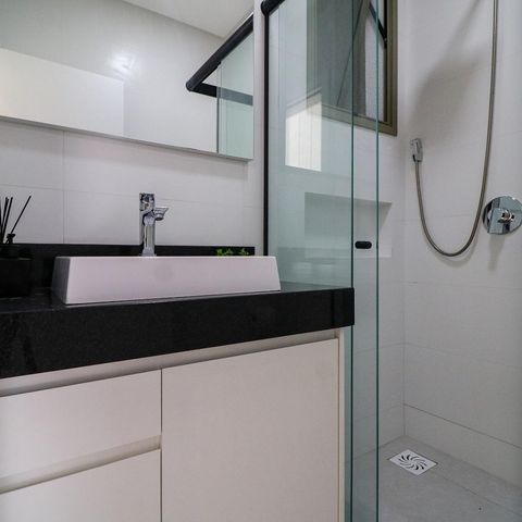Apartamento para alugar com 74m², 2 quartos e 2 vagas Apartamento para alugar com 74m², 2 quartos e 2 vagasBanheiro