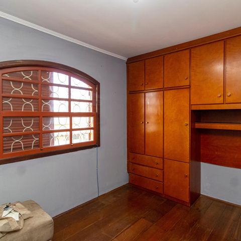 Casa para alugar com 160m², 4 quartos e 2 vagasQuarto 2