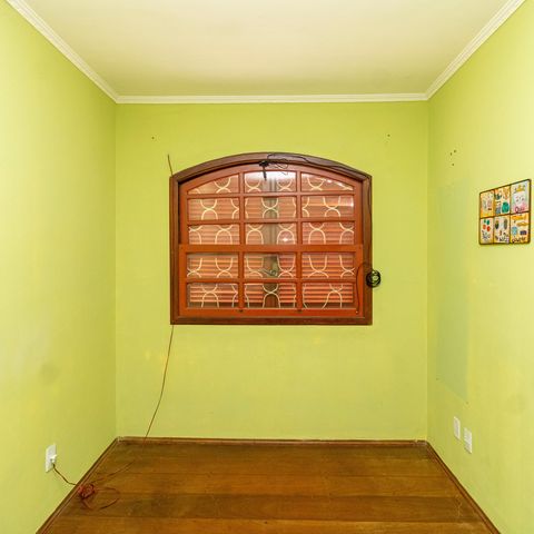 Casa para alugar com 160m², 4 quartos e 2 vagasQuarto 1