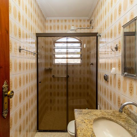 Casa para alugar com 160m², 4 quartos e 2 vagasBanheiro Social