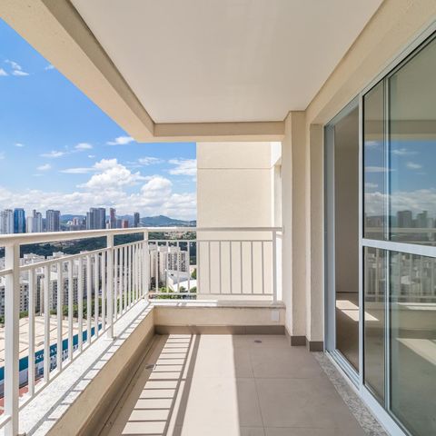 Apartamento à venda com 69m², 2 quartos e 2 vagas Apartamento à venda com 69m², 2 quartos e 2 vagasVaranda