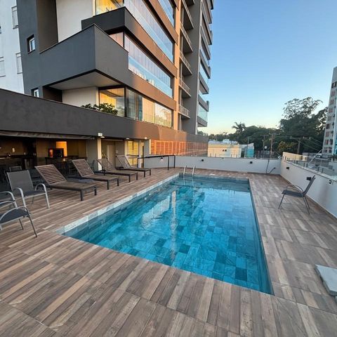 Apartamento à venda com 140m², 3 quartos e 2 vagas