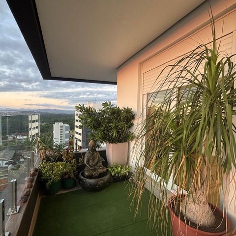 Apartamento à venda com 140m², 3 quartos e 2 vagas